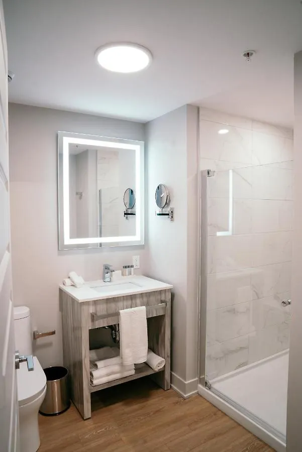 Griffintown Hotel Montreal 3*,